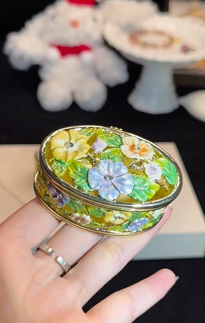 Hand Enameled Jewelry Box- Flower Box(6.8*4.2*3.5 cm/2.7*1.7*1.4 inch;0.195 kg/6.9 oz)