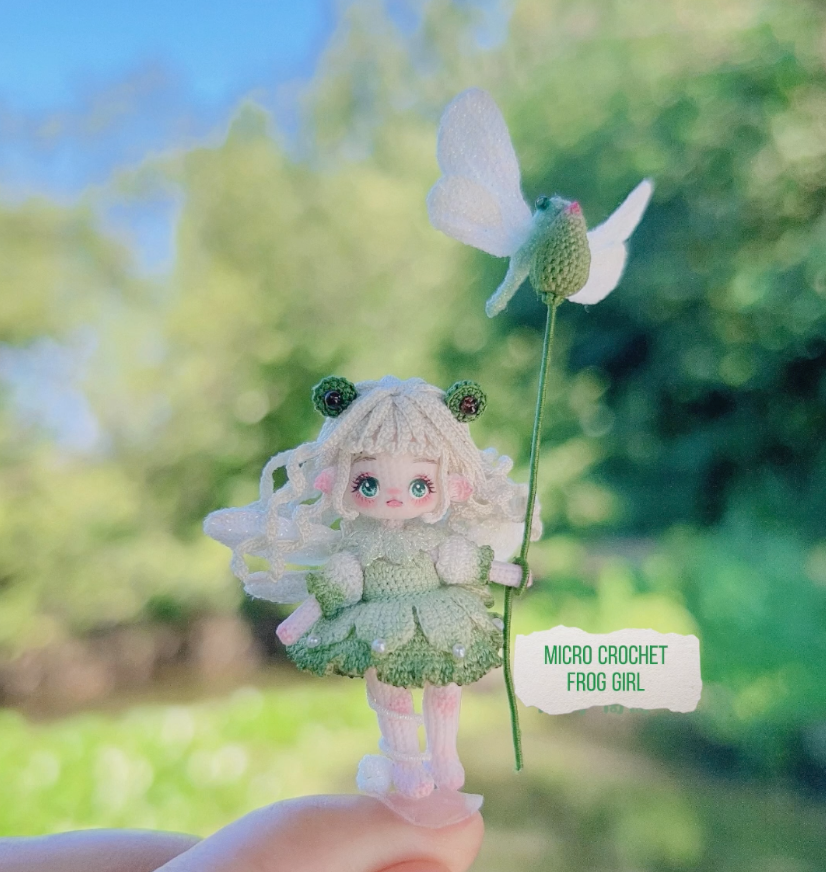 Crochet Mini Girl/Frog Girl/Micro Crochet/Lace Cotton