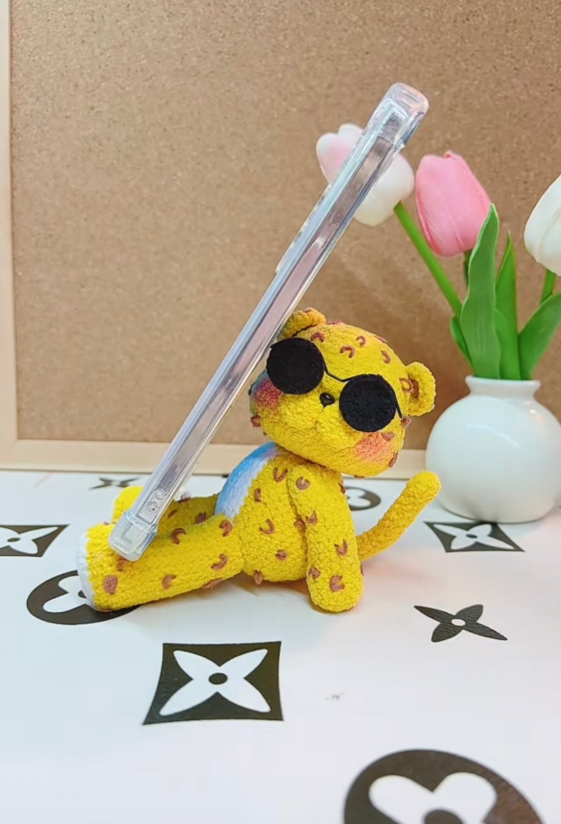 Crochet Magnetic LeoPard with Glasses/Head and Body can be Separated
