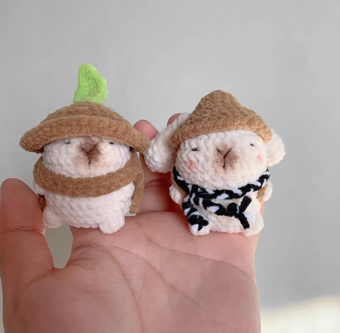 Crochet Capybara (5~7 cm/2~2.8 inch)