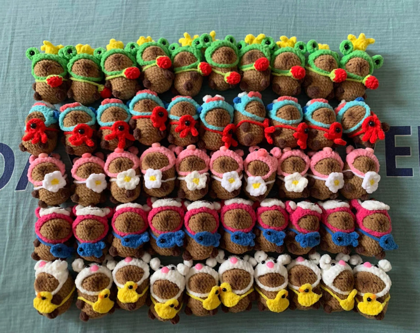 Crochet Capybara (5~7 cm/2~2.8 inch)