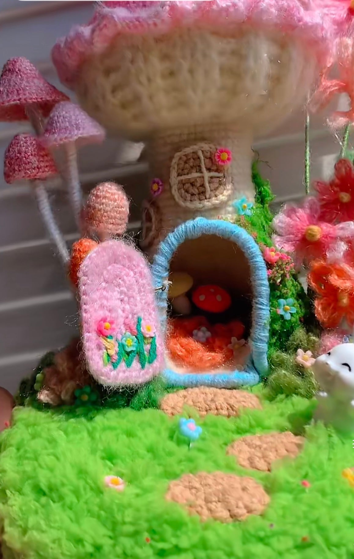 Crochet Mushroom House with Embroidery Flowers/Night Lamp