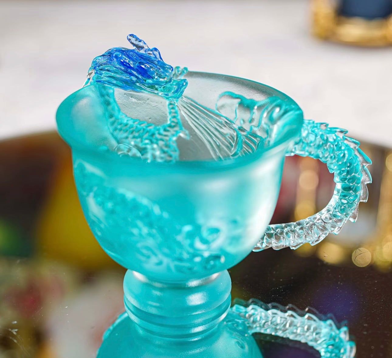 LIULI/Crystal Cup- Dragon Pattern/Blue