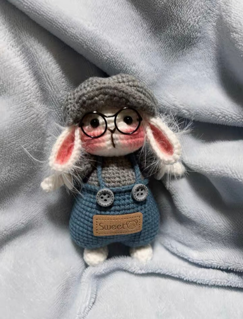 Crochet Bunny with Hat(5~7 cm/2~2.7 inch)