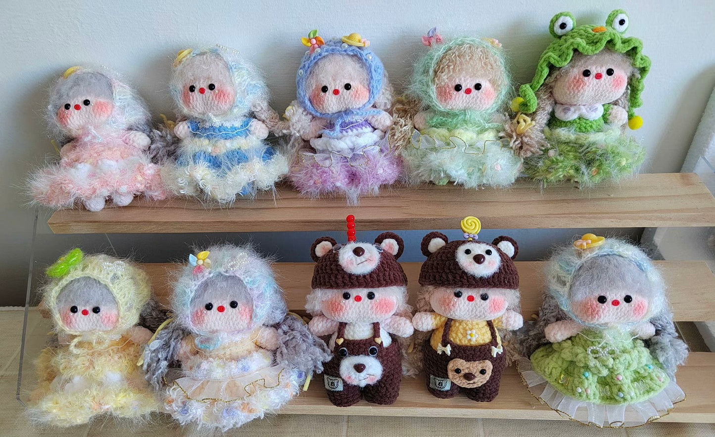 Crochet Magnetic Pig Girl/Head and Body can be Separated (Smell: 7 cm/2.8 inch;Medium: 11 cm/4.3 inch)