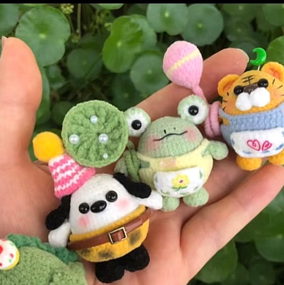Crochet/Knitted Crafts for Connie