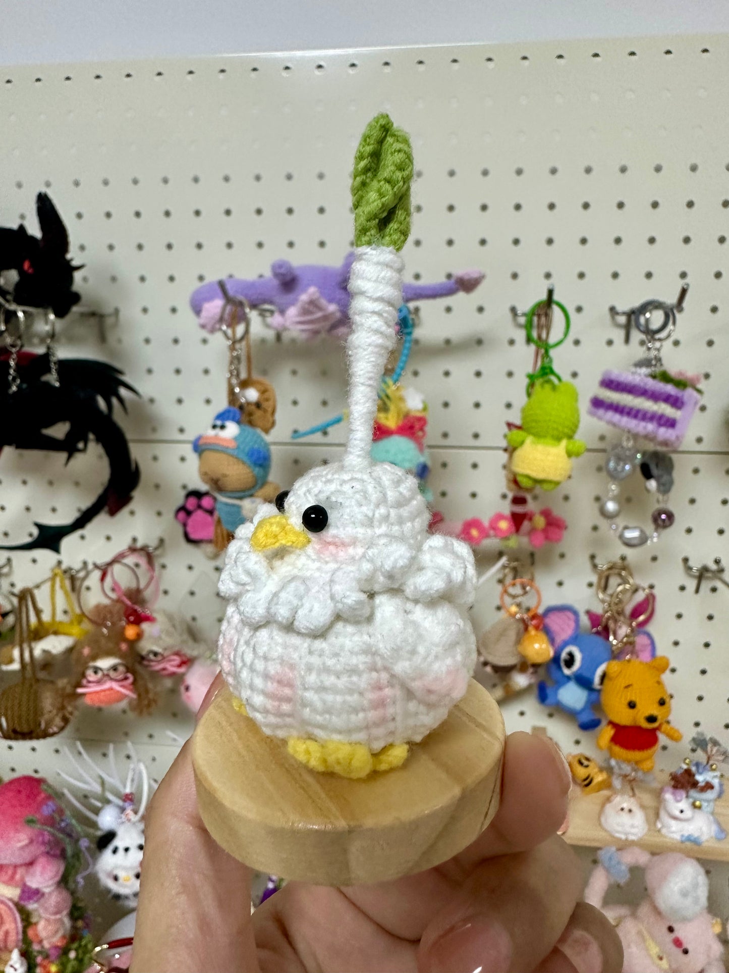 Crochet Garlic Bird(Height: 6~8 cm/2.4~3.1 inch, Body height 4.5 cm/1.5 inch)