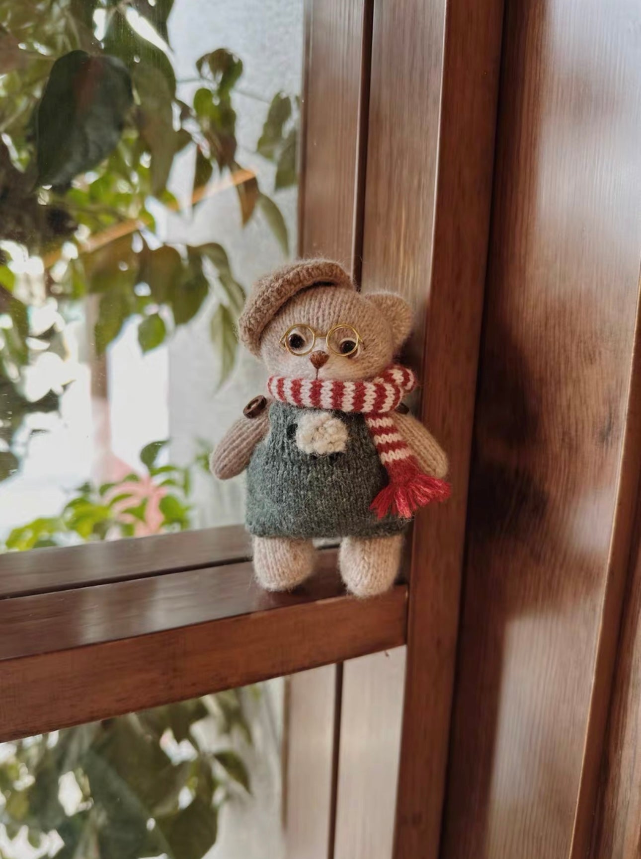 Knitted Bear with Beret Hat and Scarf(10 cm/3.9 inch)