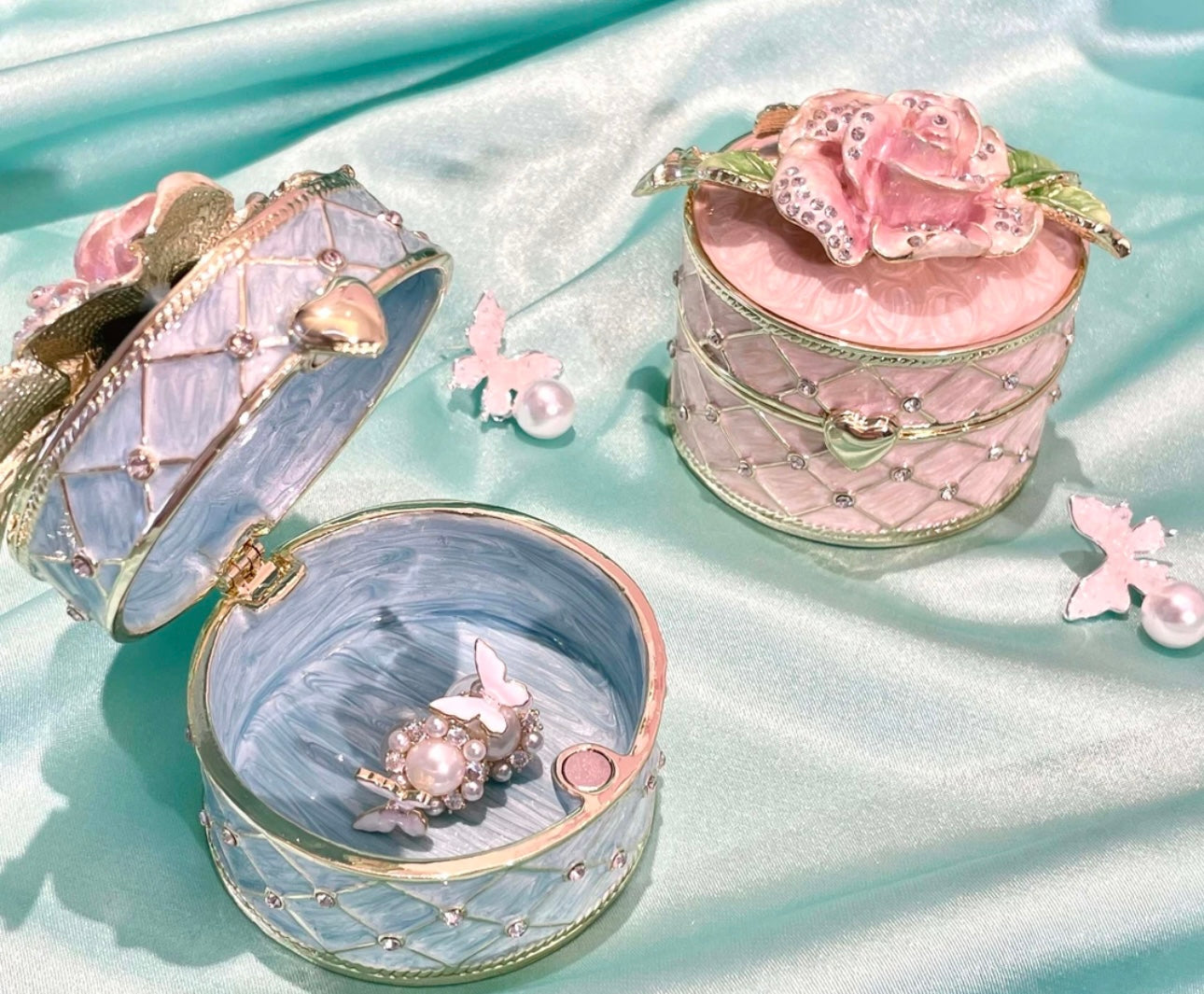 Hand Enameled Jewelry Box- Flower Box(6*6 cm/2.4*2.4 inch; 0.3 kg/10.6 oz)