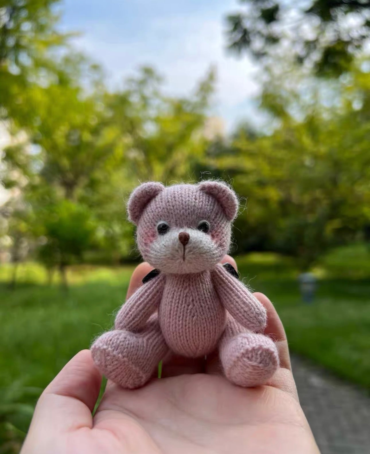 Knitted Bear with Red&White Scarf(9 cm/3.5 inch)