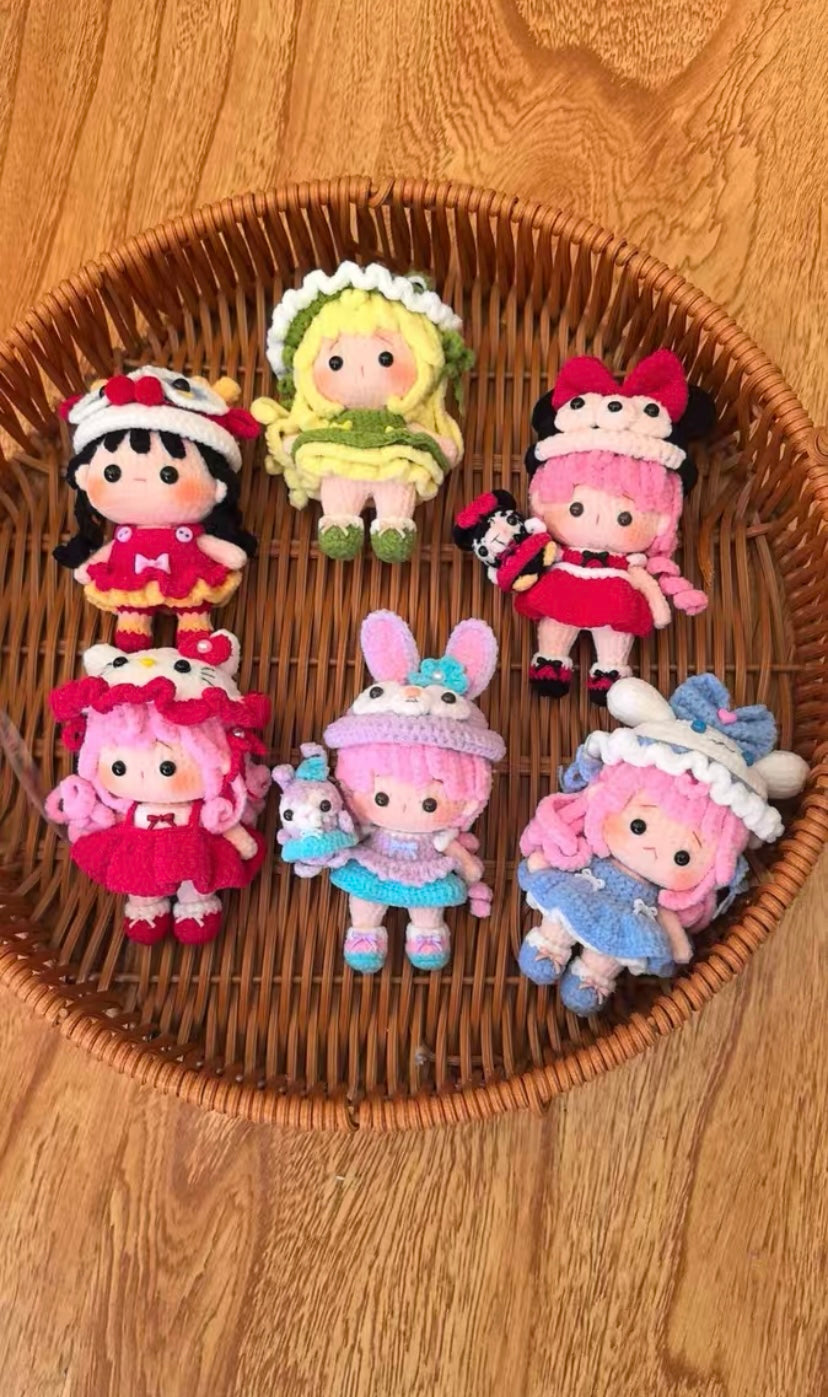 Crochet Mini Girl/Micro Crochet