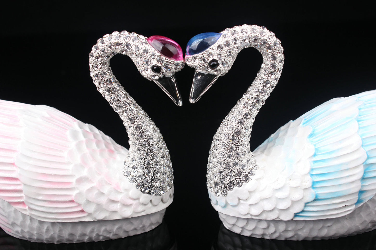 Hand Enameled Jewelry Box- Swan(Small: 9.5*7.5 cm/3.7*3 inch,0.28 kg/9.9 oz;Large: 10*12 cm/3.9*4.7 inch,0.49 kg/17.3 oz)