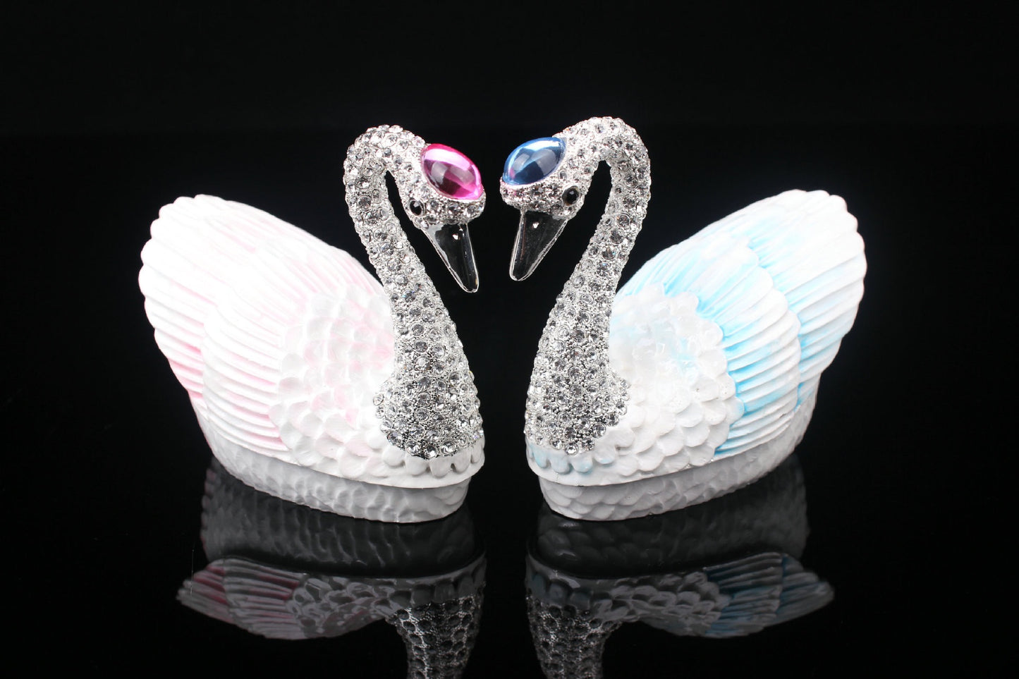 Hand Enameled Jewelry Box- Swan(Small: 9.5*7.5 cm/3.7*3 inch,0.28 kg/9.9 oz;Large: 10*12 cm/3.9*4.7 inch,0.49 kg/17.3 oz)