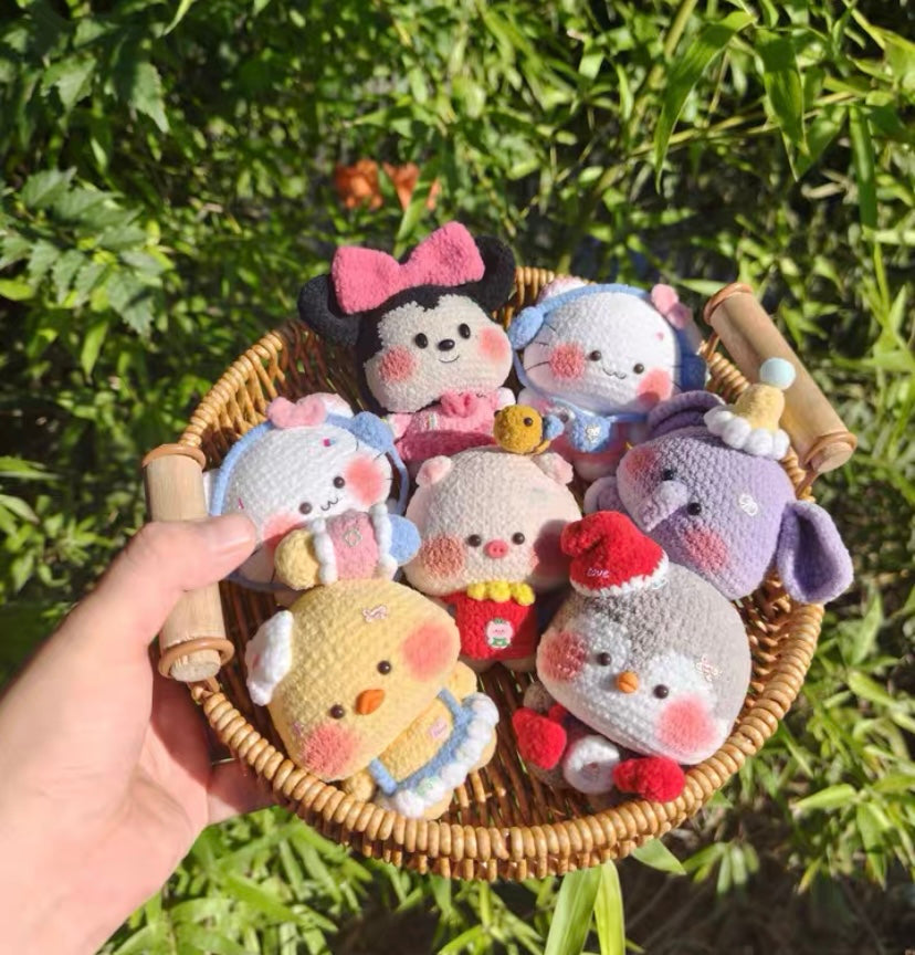 Crochet Animals/Tigger/Tiger/WinneThePool/Elephant/Capybara/Eeyore/Bunny with Headphone(7 cm/2.8 inch)