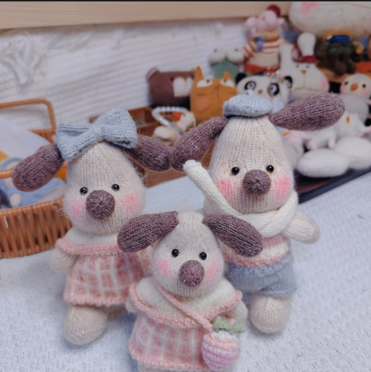 Knitted Dog(Small:10 cm/3.9 inch;Big:13 cm/5.1 inch)