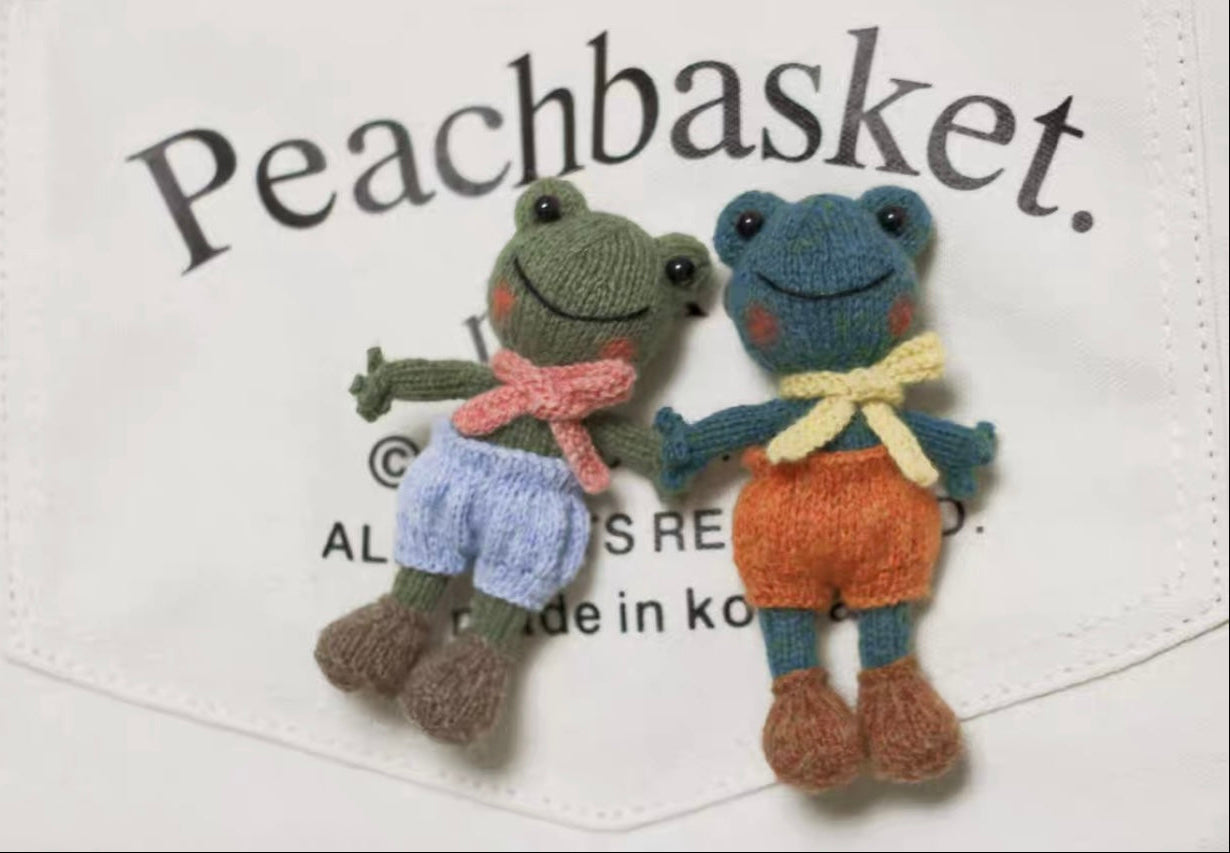 Knitted Frog(11 cm/4.3 inch)