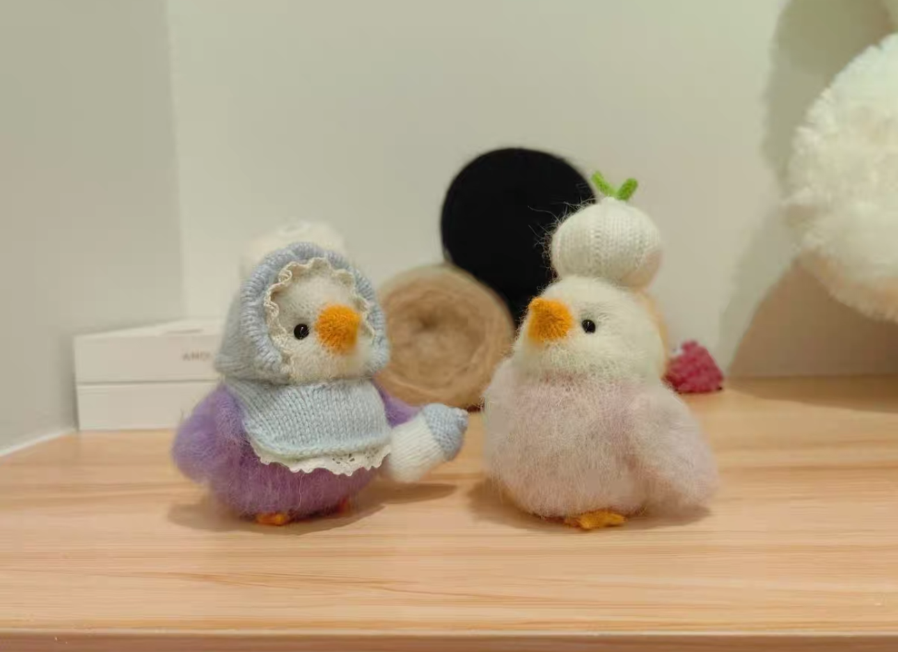 Knitted Bird