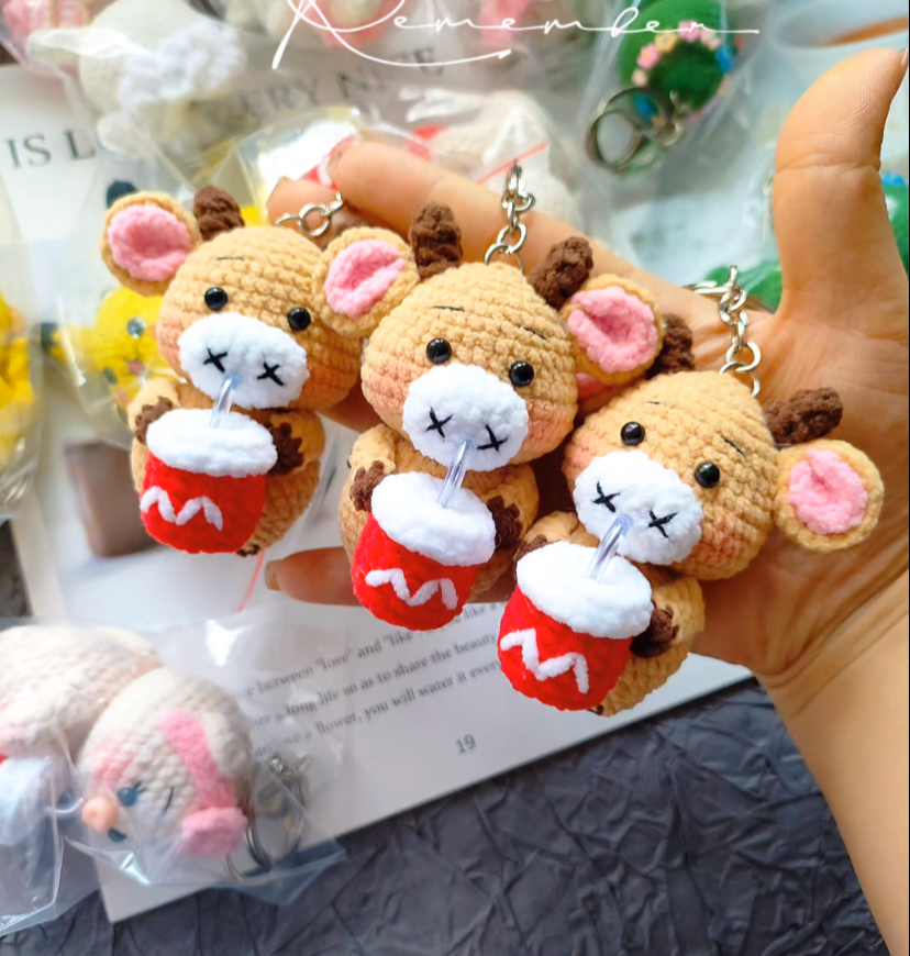 Crochet Animals with McDonal's Drink/Capybara/Fishman/Monkey/Dragon/Frog/Tiger/Panda/Duck/Ox/Pig/Pikachu/Cat/Mouse/Sheep(7 cm/2.8 inch)