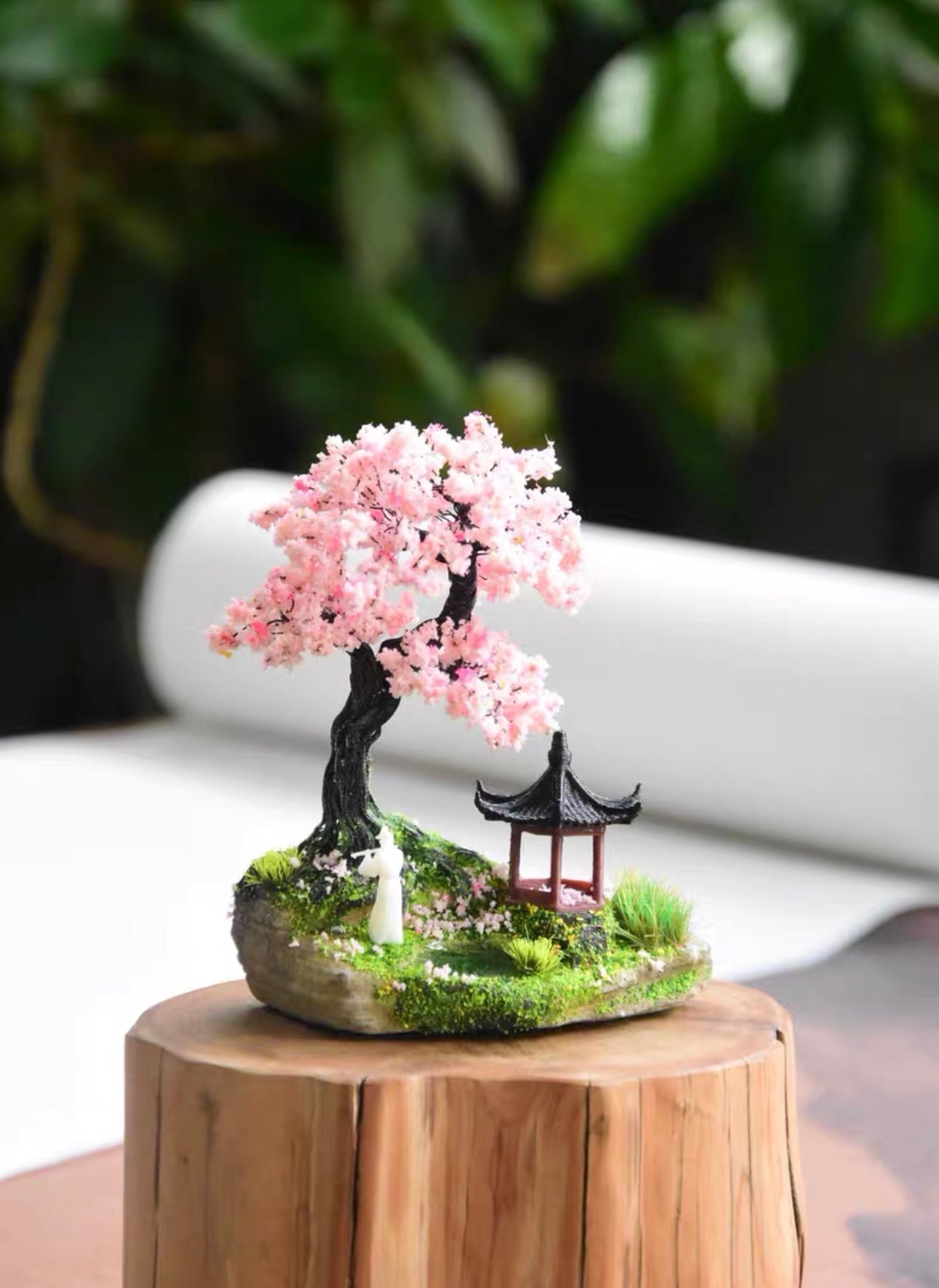 Wire Mini Bonsai/Flower Blossom Tree with 4D Printed Building(10.5*8 cm/ 4.1*3.1 inch)