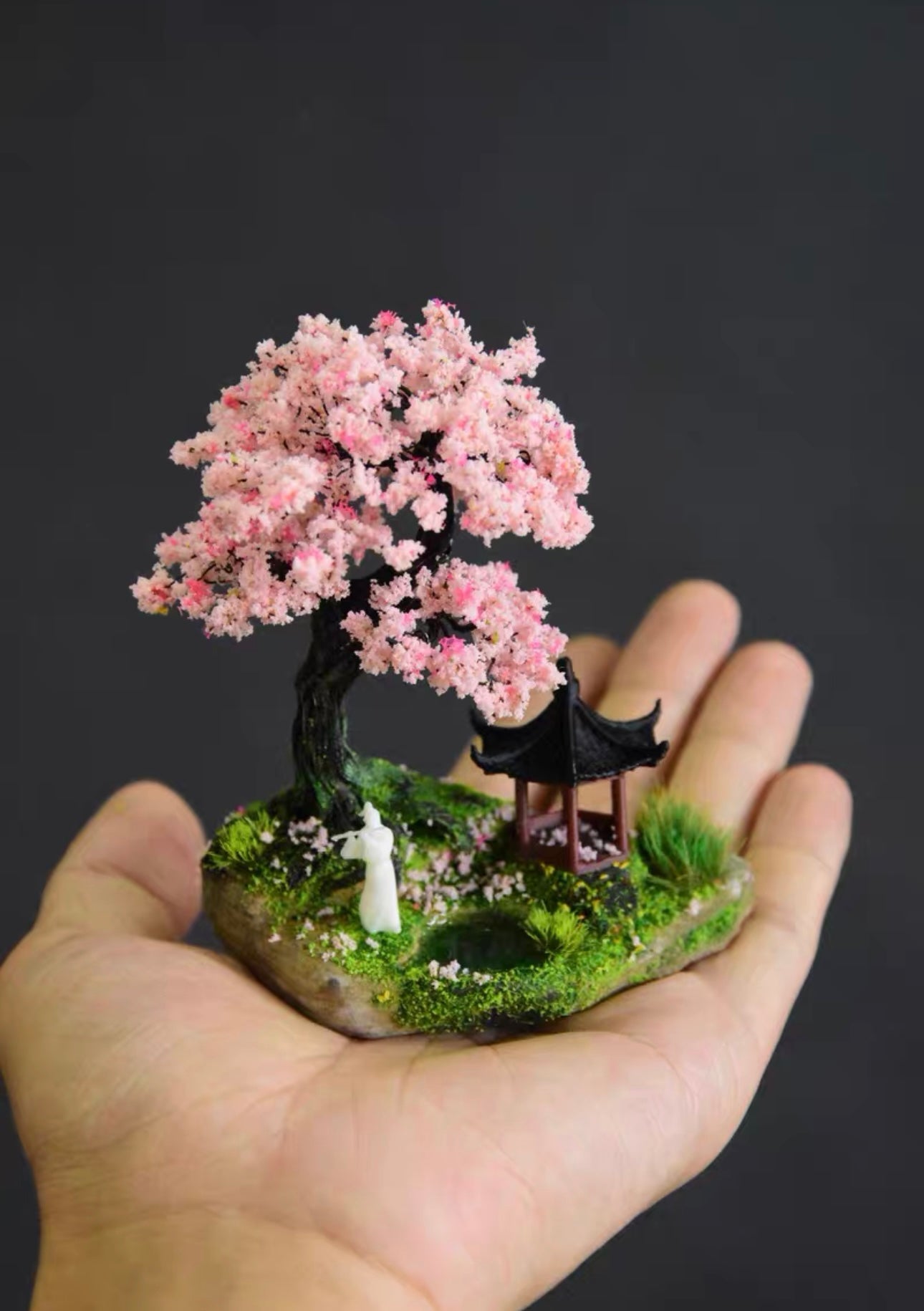 Wire Mini Bonsai/Flower Blossom Tree with 4D Printed Building(10.5*8 cm/ 4.1*3.1 inch)