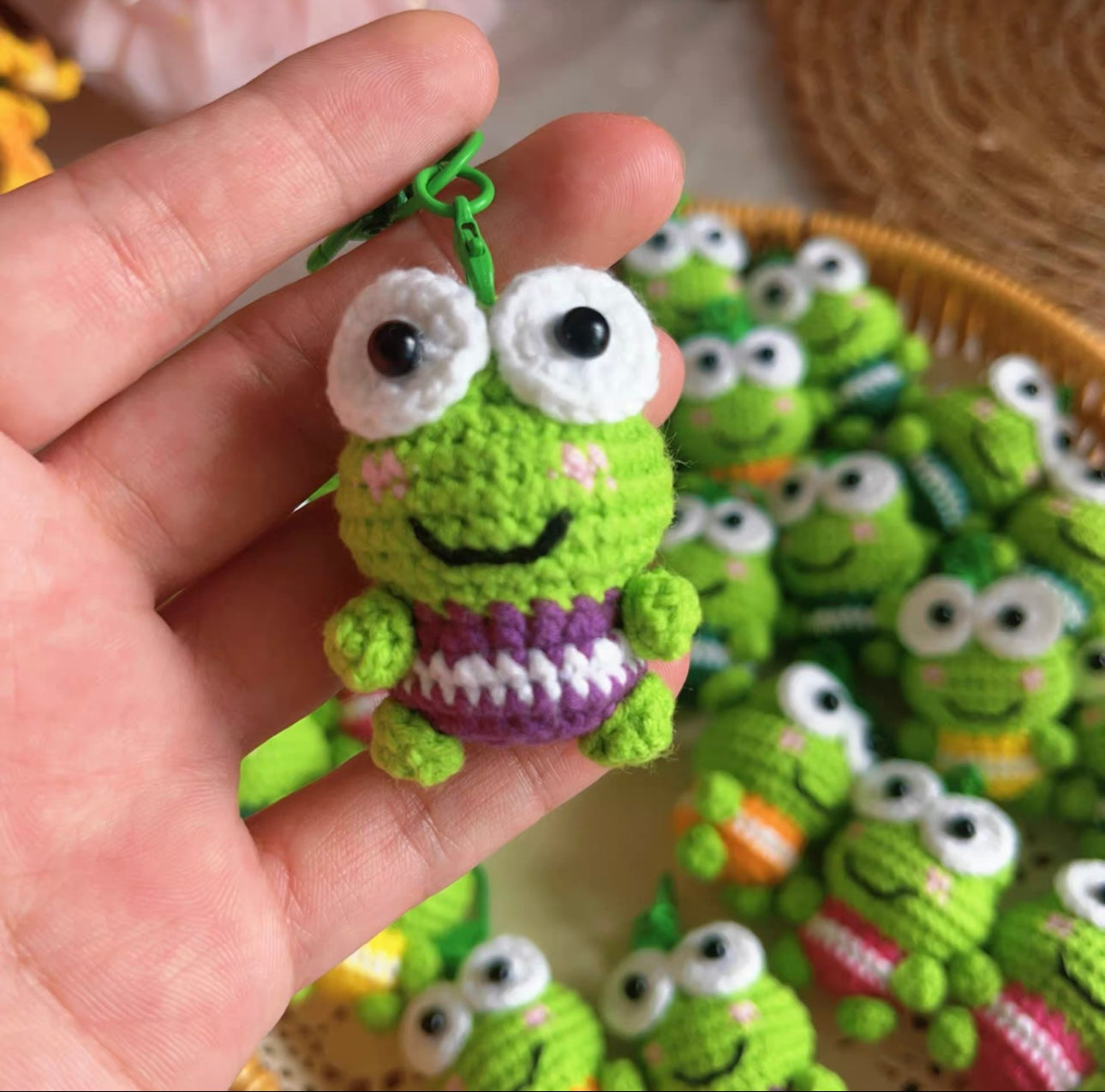 Crochet Mini Frog(5 cm/2 inch)