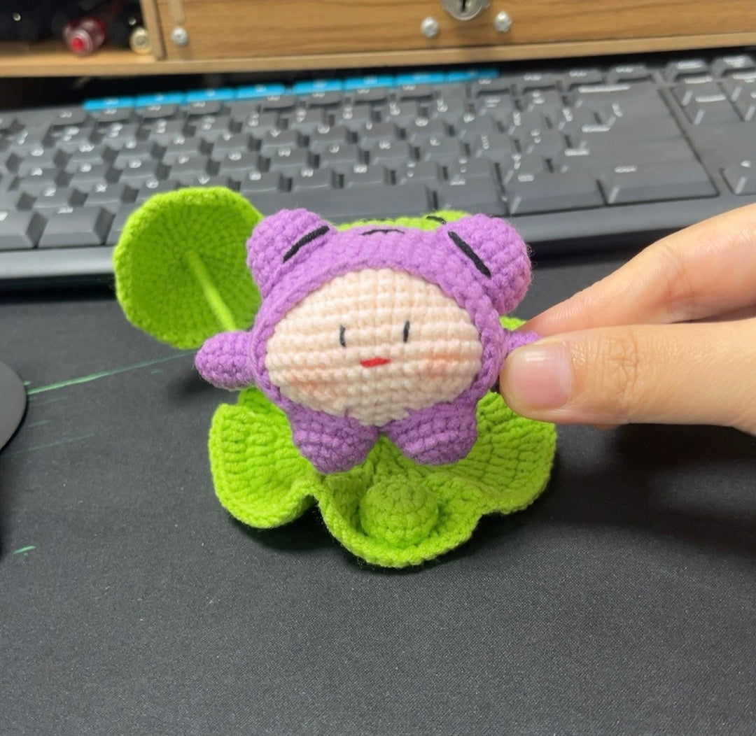 Crochet Frog with Lotus Leaf Pad and Umbrella/Phone Holder(9*10 cm/3.5*3.9 inch)