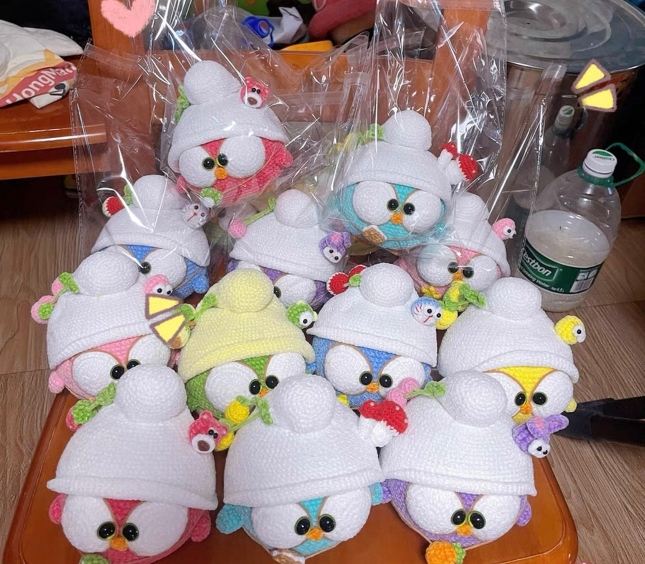 Crochet Fat Chicken/Angry Bird with Smurf Hat(8~9 cm/3.1~3.5 inch)