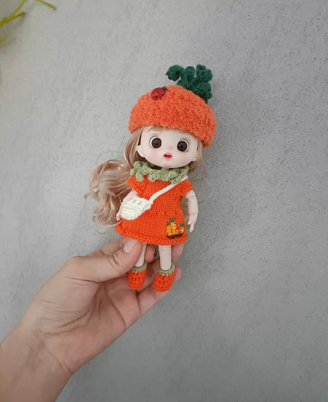 Doll with Knitted Outfit(11 cm/4.3 inch)