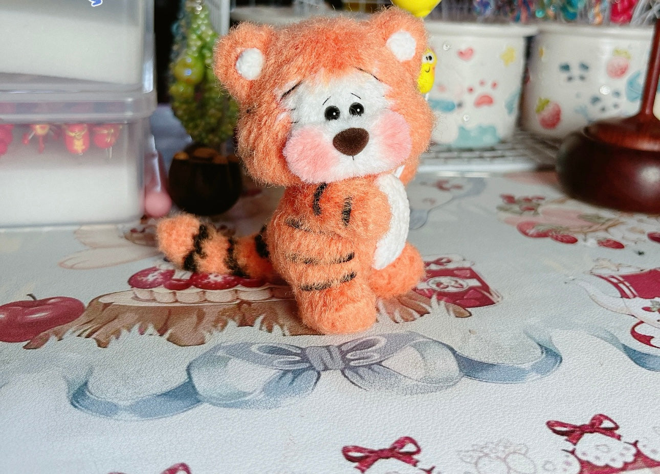 Crochet Tigger/Fluffy Yarn(9 cm/3.5 inch)
