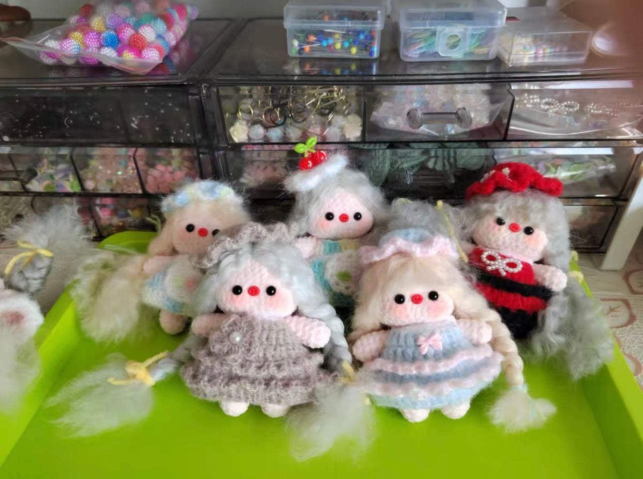 Crochet Magnetic Pig Girl/Head and Body can be Separated (Smell: 7 cm/2.8 inch;Medium: 11 cm/4.3 inch)