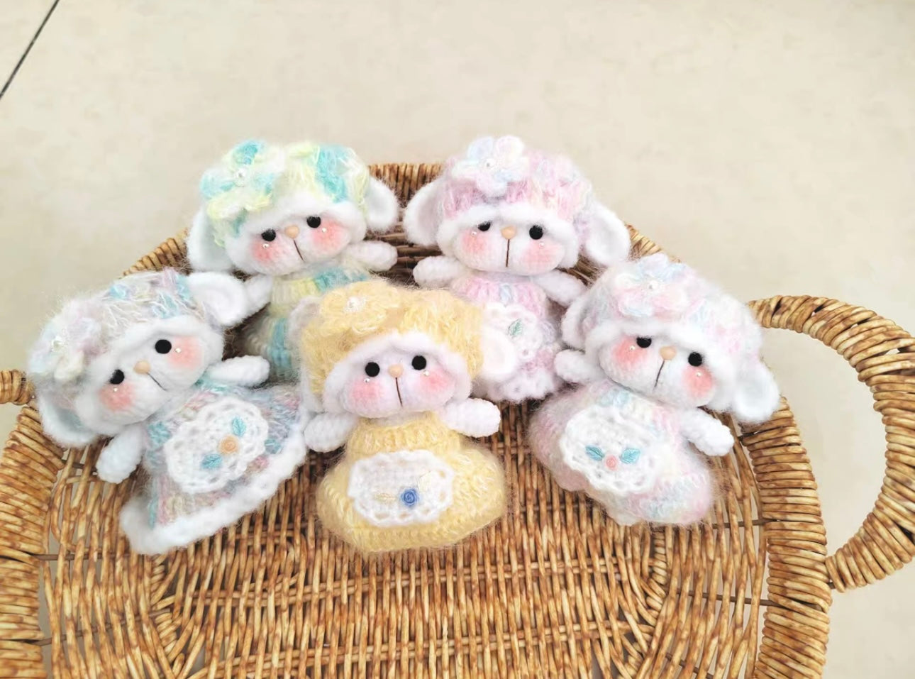 Crochet Magnetic Bunny/Head and Body can be Separated (9 cm/3.6 inch)