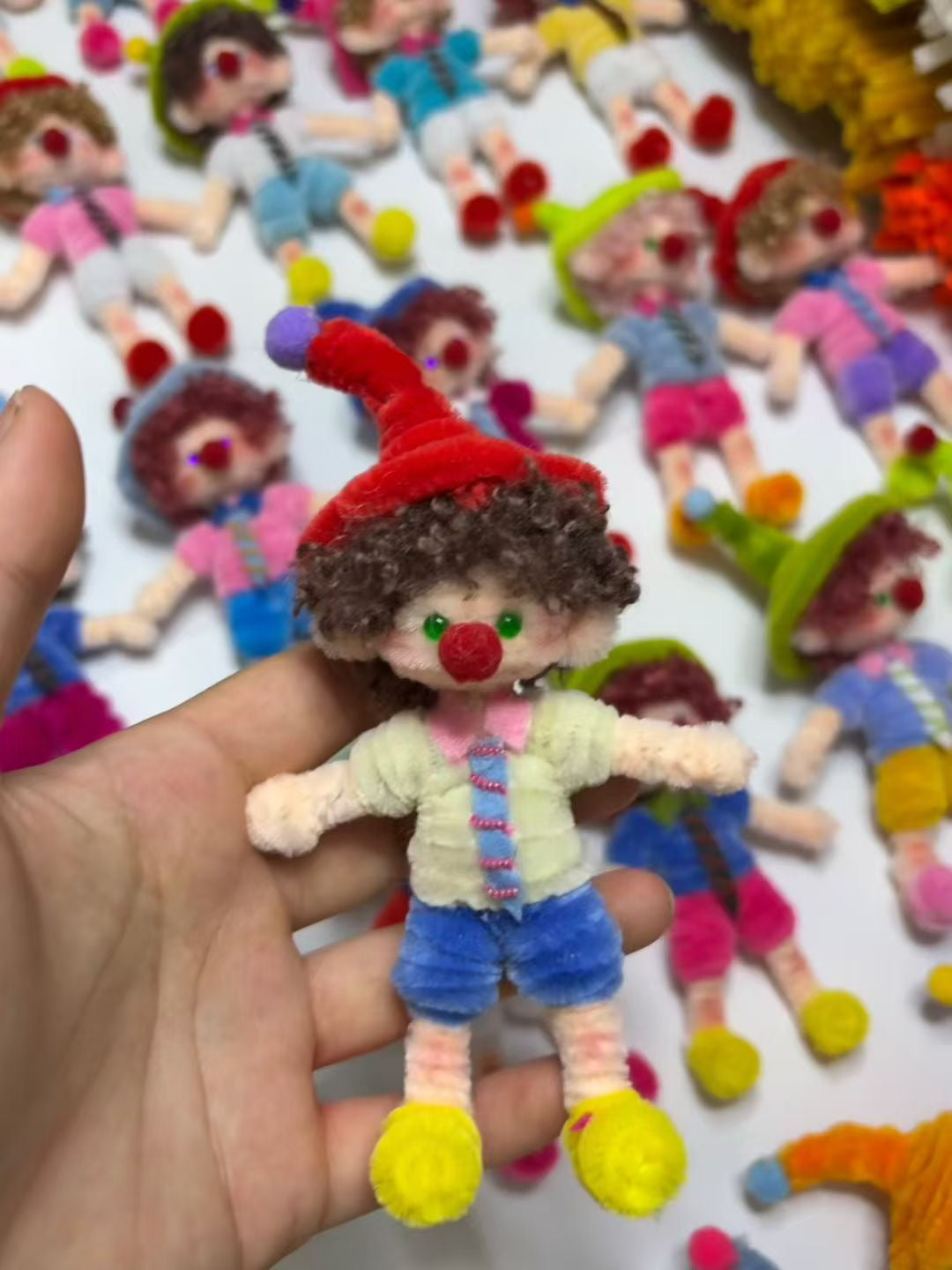 Twist Stick Clown(13~15 cm/5.1~5.9 inch)