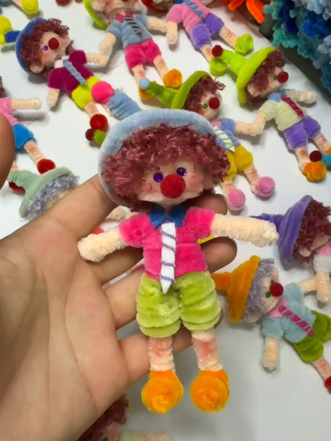 Twist Stick Clown(13~15 cm/5.1~5.9 inch)