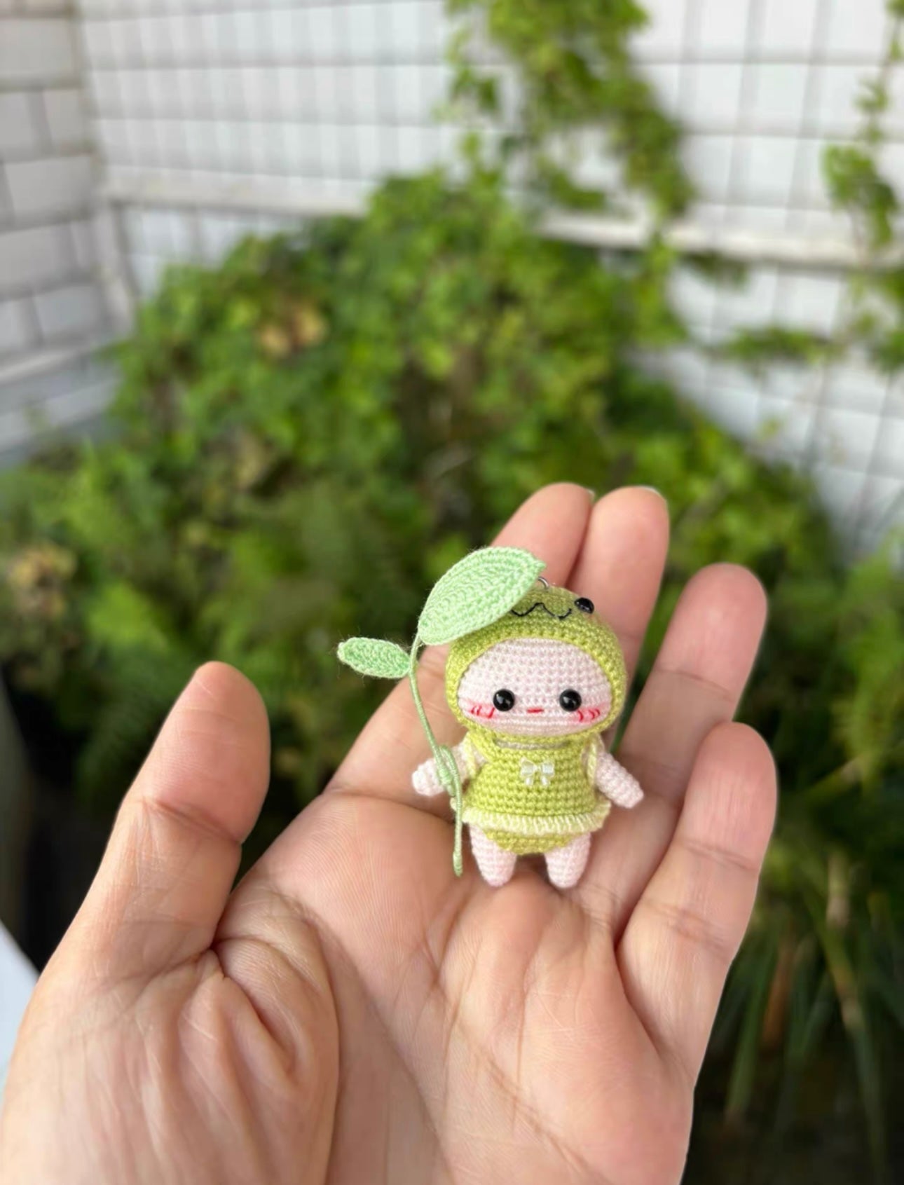 Crochet Mini People with Outfit/Micro Crochet(4.5 cm/1.8 inch)