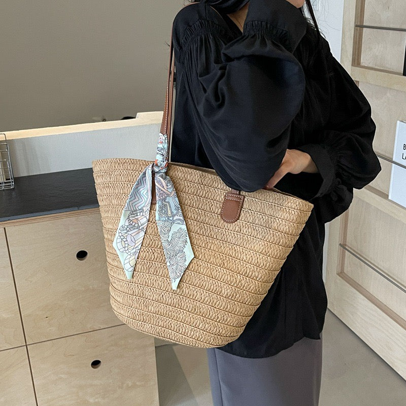 Shoulder Bag(Top: 45 cm/17.7 inch; Bottom: 23 cm/9 inch; Height: 29cm/11.4 inch; Strap Height: 32 cm/12.6 inch)