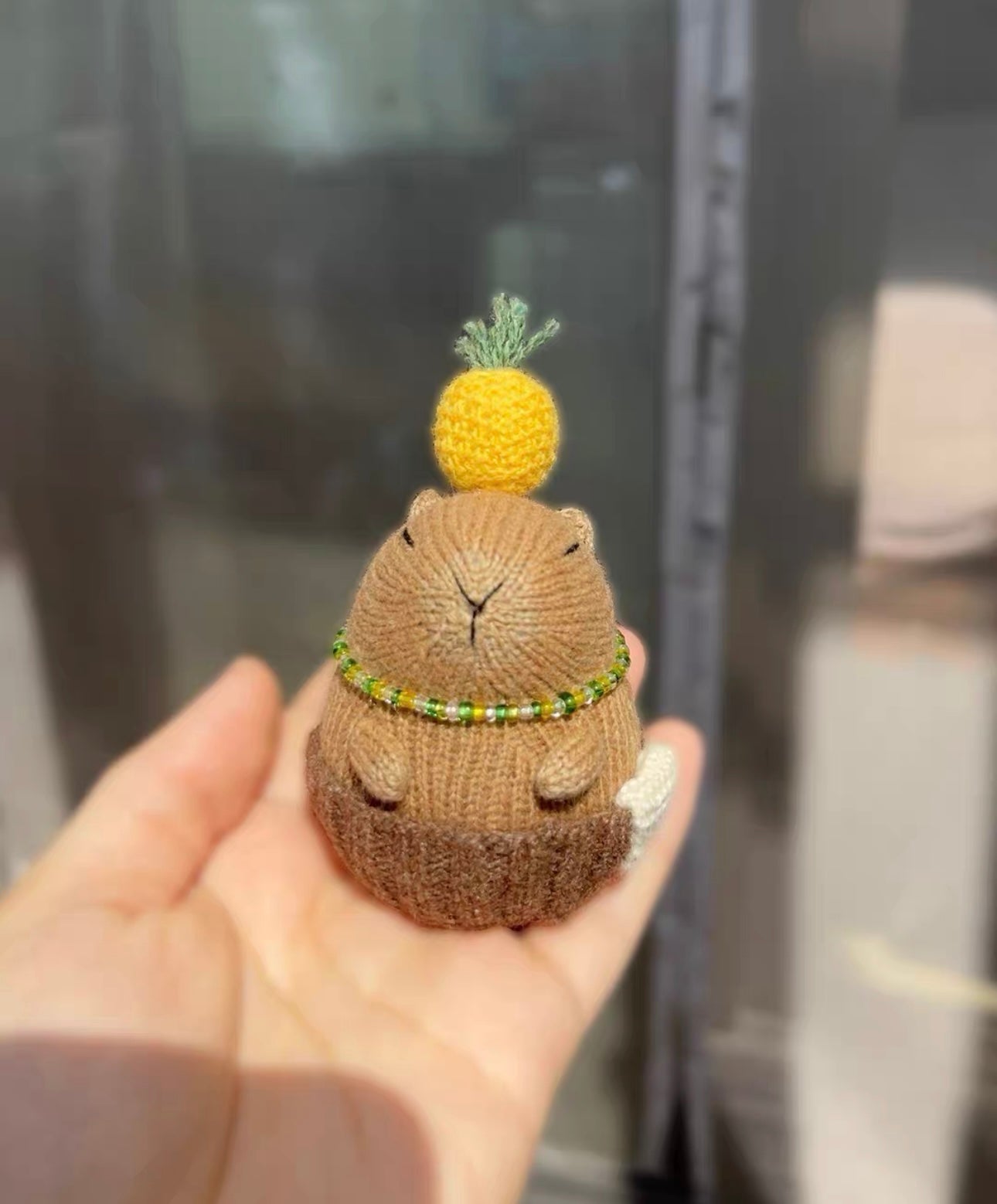 Knitted Capybara with Fruit(8~9 cm/3.1~3.5 inch)