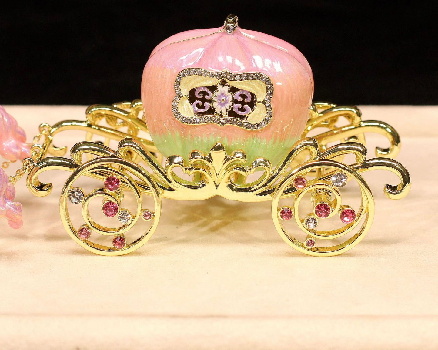 Hand Enameled Jewelry Box- Carriage/Horse(18*6*7 cm/7.1*2.4*2.8 inch;0.36 kg/12.7 oz)