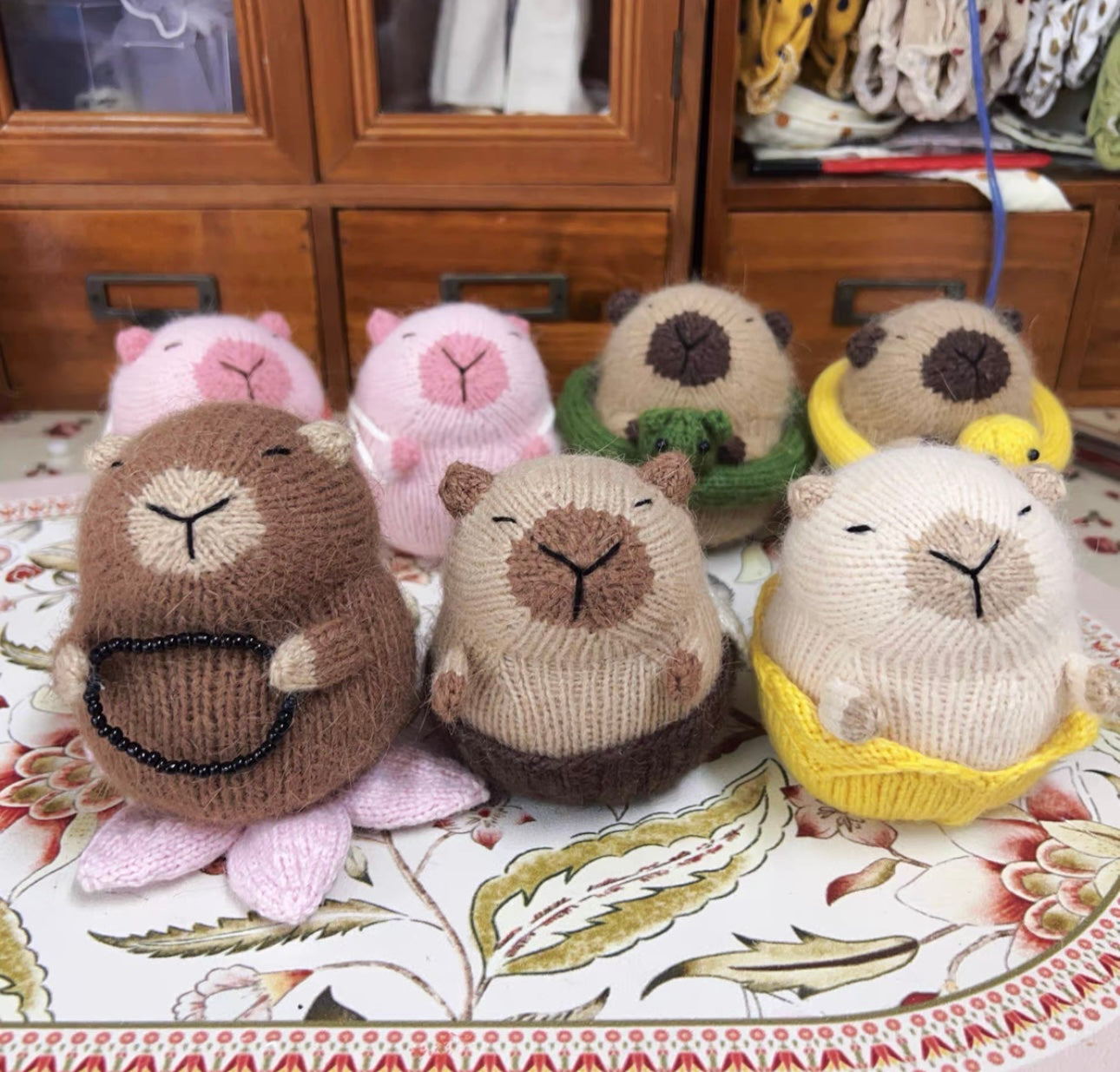 Knitted Capybara(6 cm/2.4 inch)