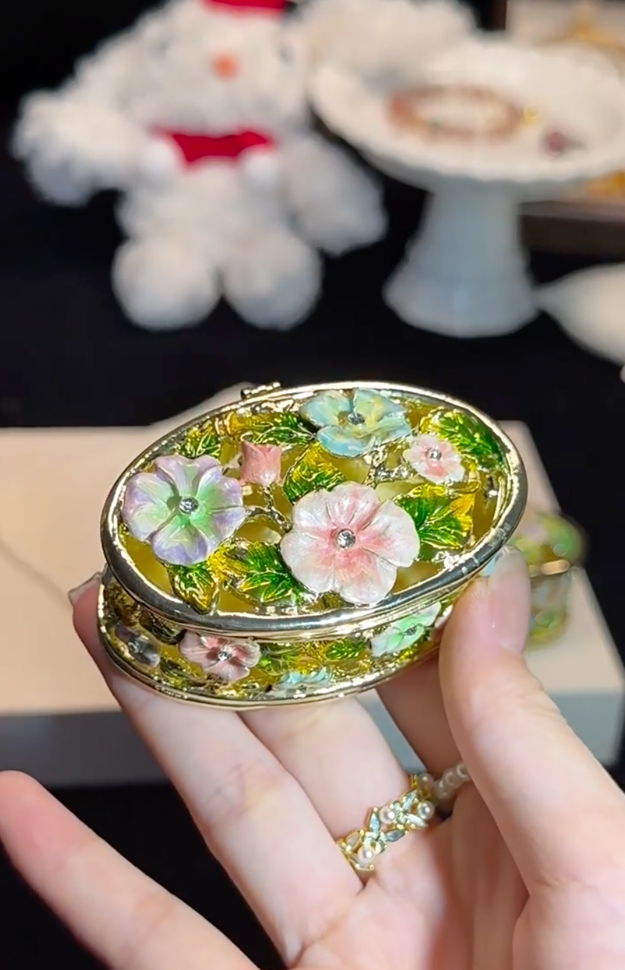 Hand Enameled Jewelry Box- Flower Box(6.8*4.2*3.5 cm/2.7*1.7*1.4 inch;0.195 kg/6.9 oz)
