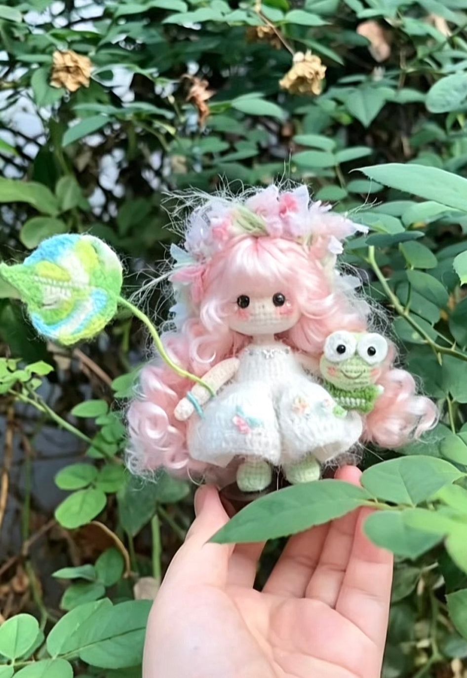 Crochet/Knitted Crafts for Connie