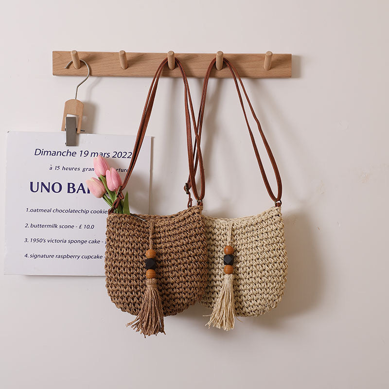 Shoulder Bag with Tassel(20*20 cm/7.9*7.9 inch)