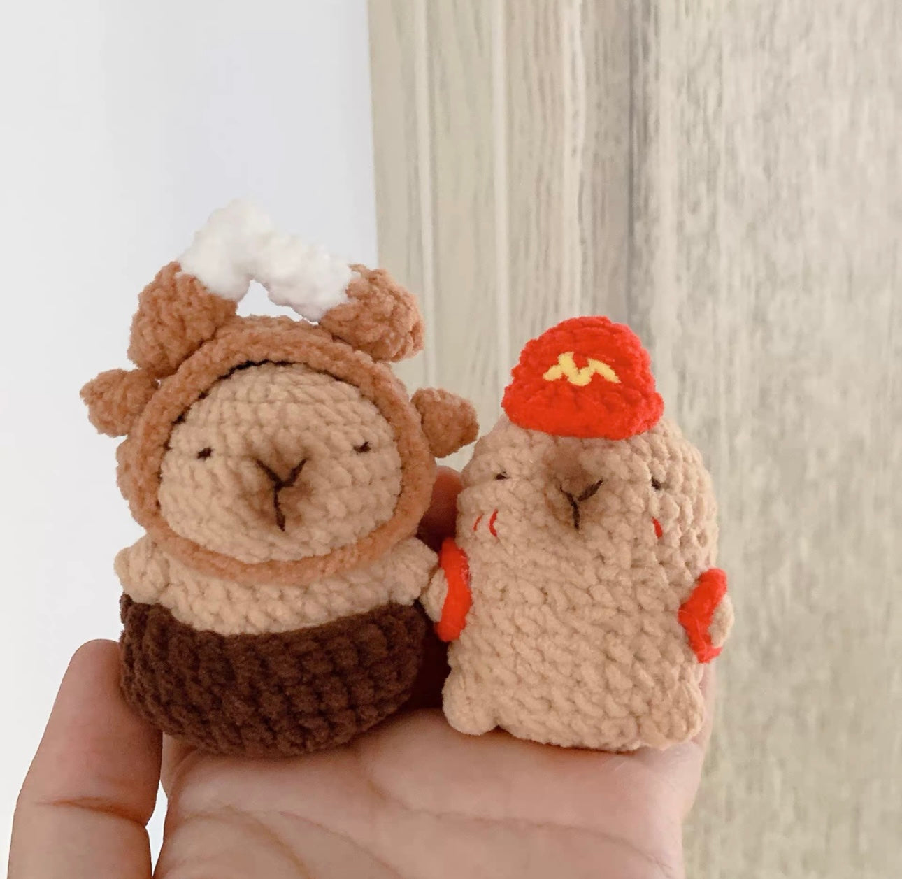 Crochet Capybara (5~7 cm/2~2.8 inch)