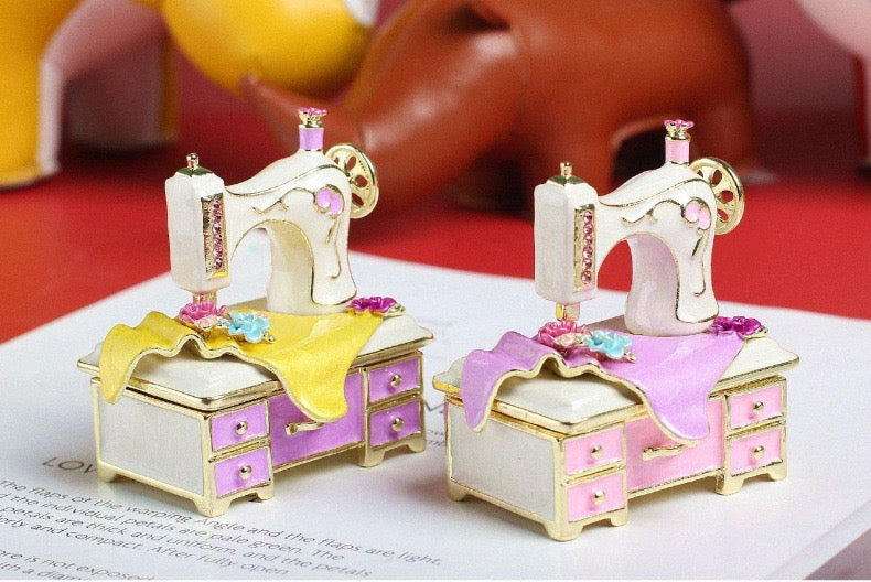 Hand Enameled Jewelry Box- Sewing Machine with Table(6.5*6.5 cm/2.6*2.6 inch)