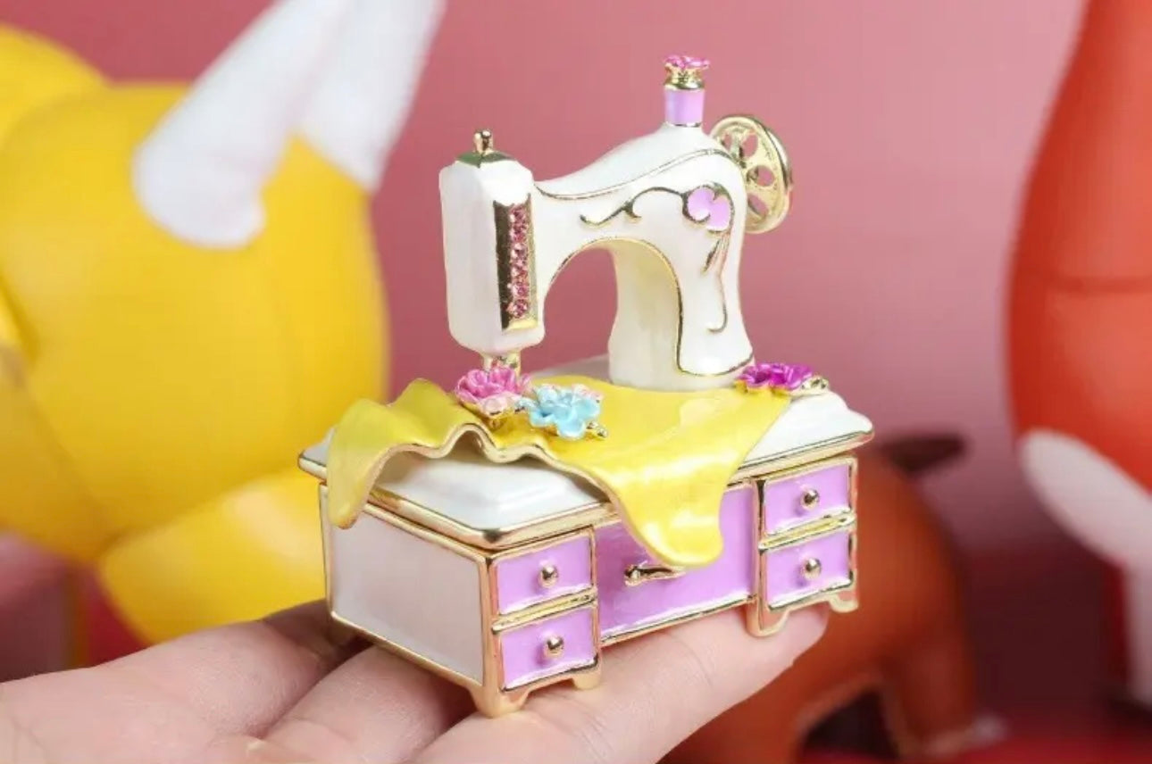 Hand Enameled Jewelry Box- Sewing Machine with Table(6.5*6.5 cm/2.6*2.6 inch)