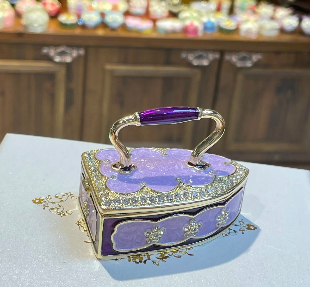 Hand Enameled Jewelry Box- Iron(6.5*4*5 cm/2.6*1.6*2 inch)