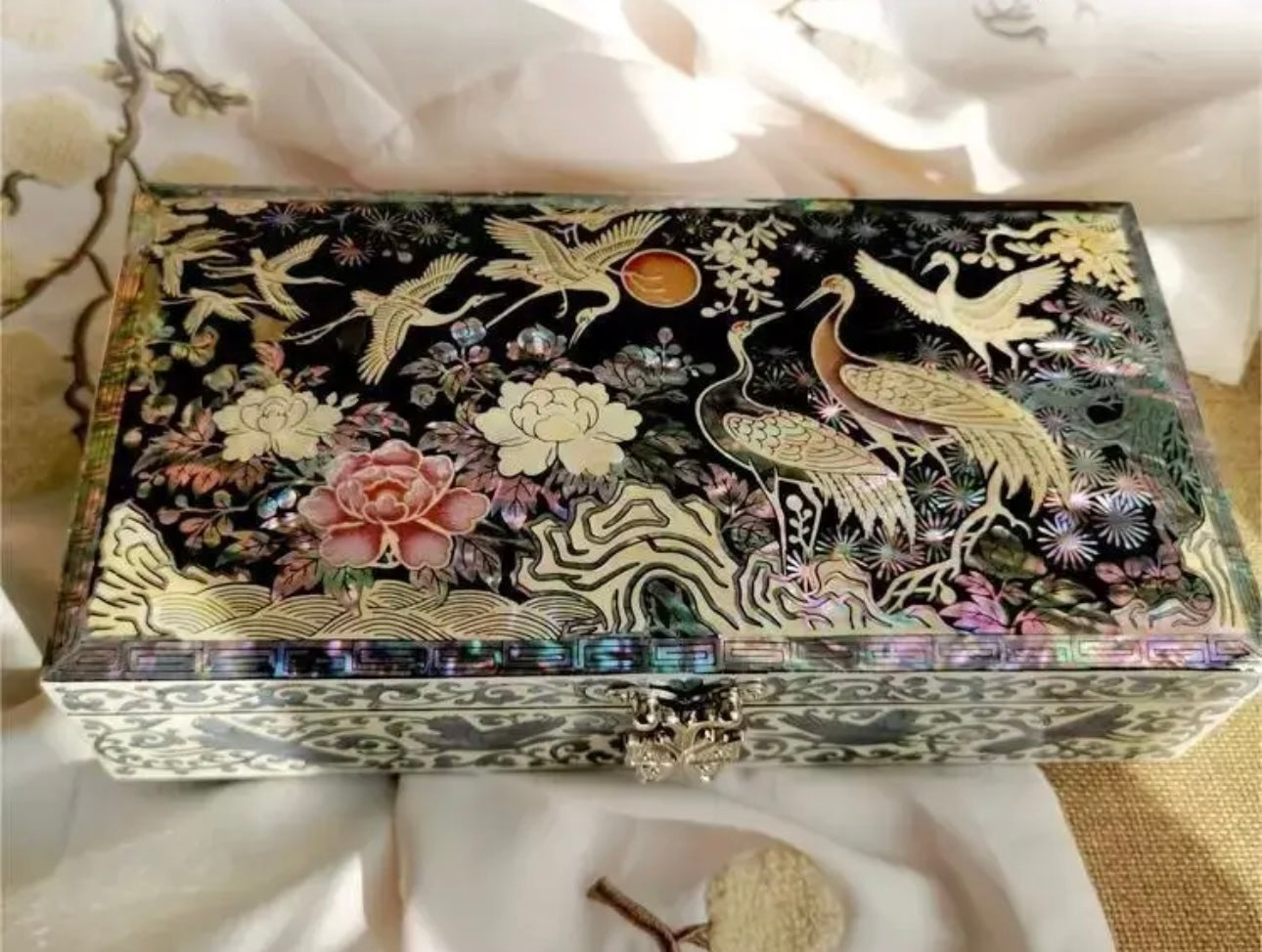 Mother of Pearl Wooden Jewelry Box- Crane and Peony(22.5*11.5*5.5 cm/8.9*4.5*2.2 inch)