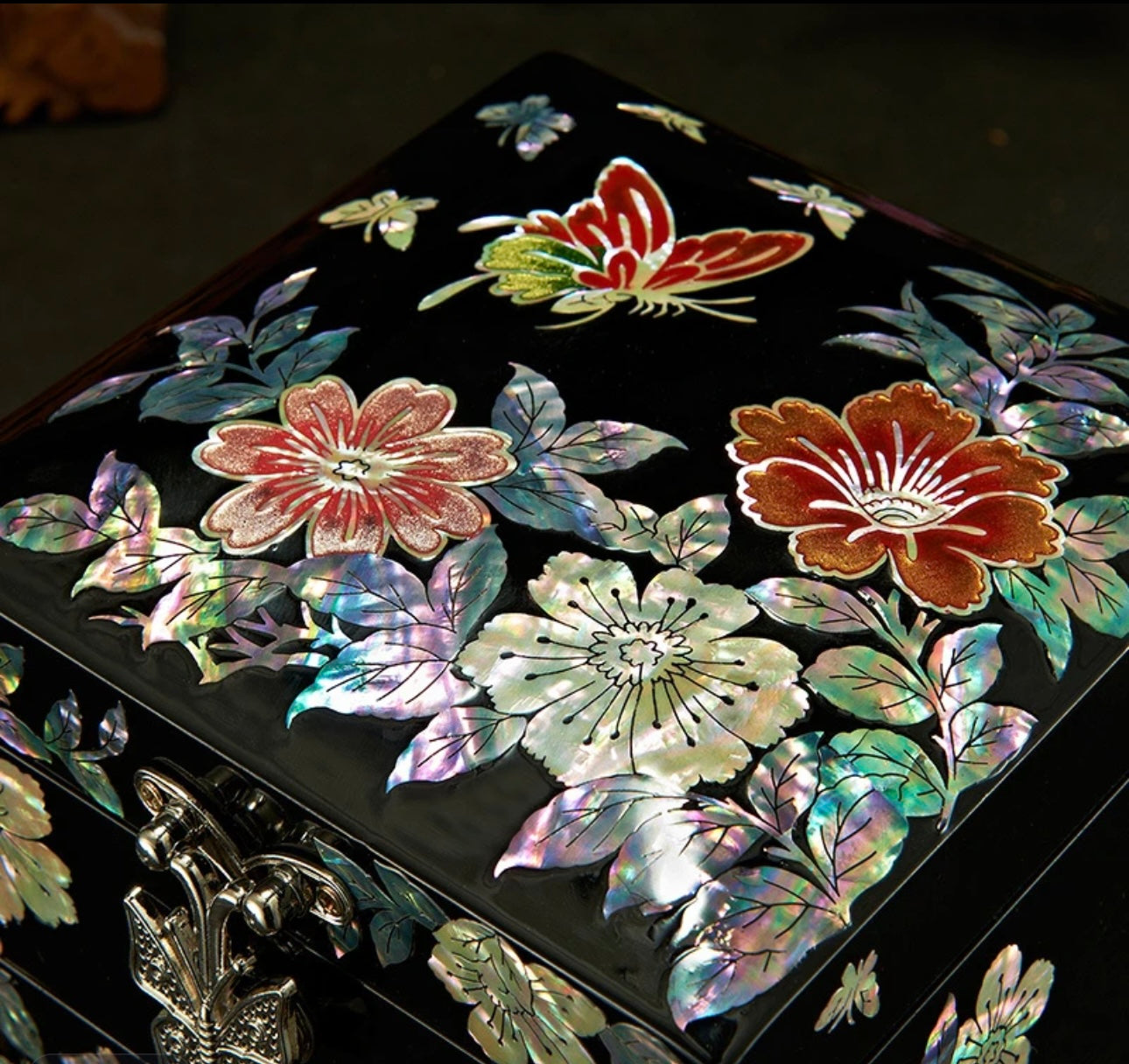 Mother of Pearl Wooden Jewelry Box- Butterfly(12*12*14 cm/4.7*4.7*5.5 inch)