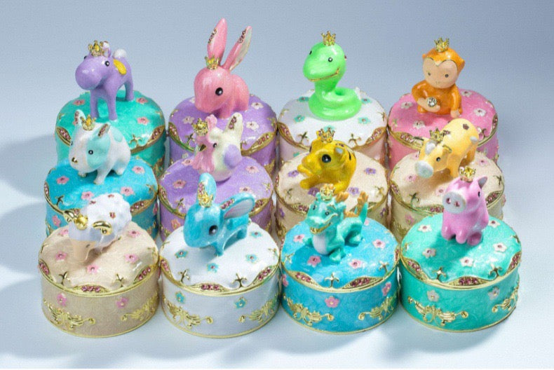 Hand Enameled Jewelry Box- Little Animals with Golden Crown(5.5*5.5*7 cm/2.2*2.2*2.8 inch)