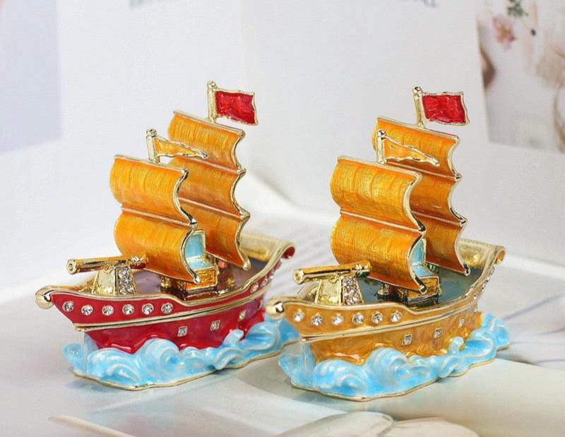 Hand Enameled Jewelry Box- Pirate Boat(7*7.5 cm/2.8*3 inch)