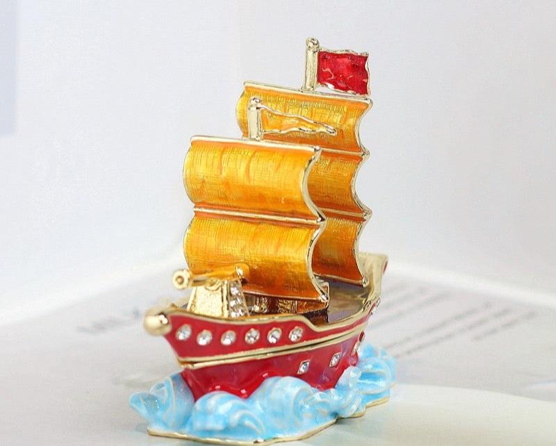 Hand Enameled Jewelry Box- Pirate Boat(7*7.5 cm/2.8*3 inch)